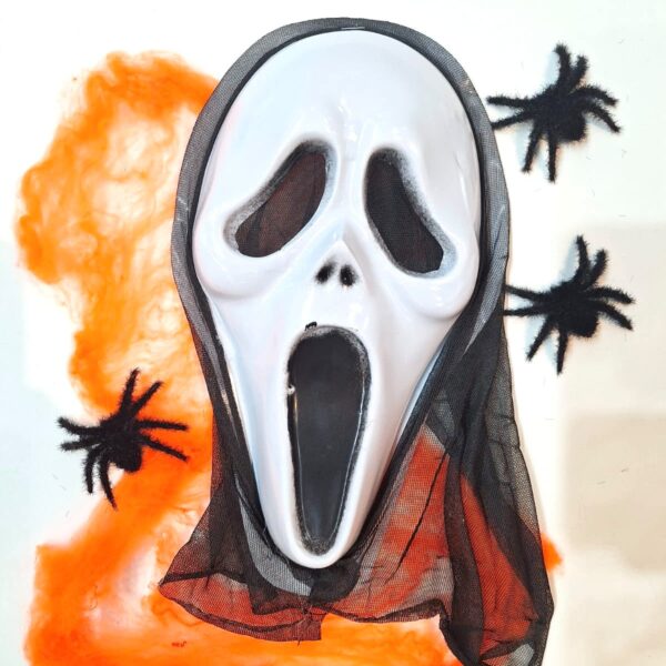 Mascaras de Scream Rigidas con Tela